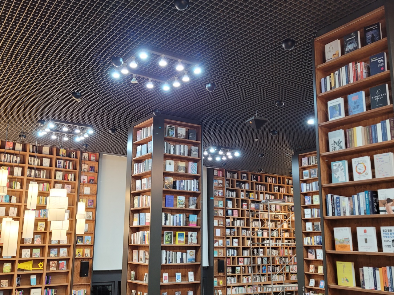 Jeon Ju library case study